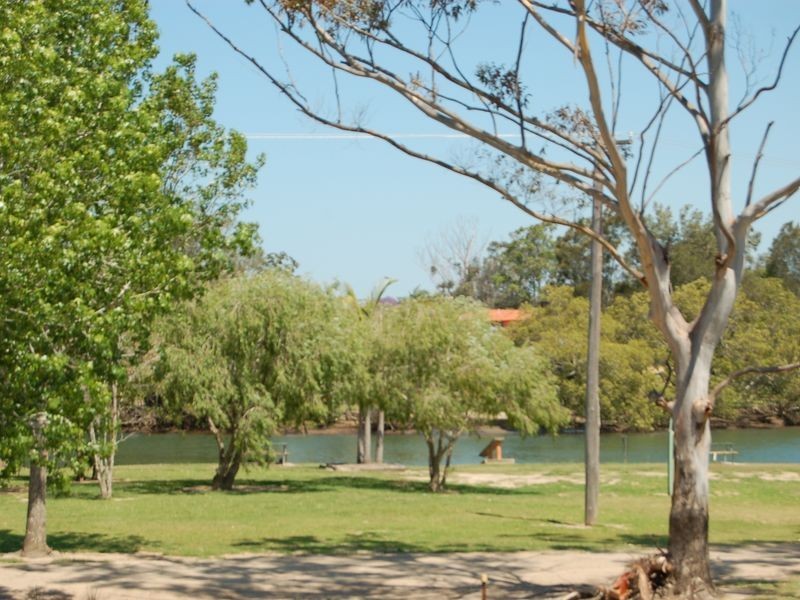 8 Riverview Crescent, Urunga NSW 2455