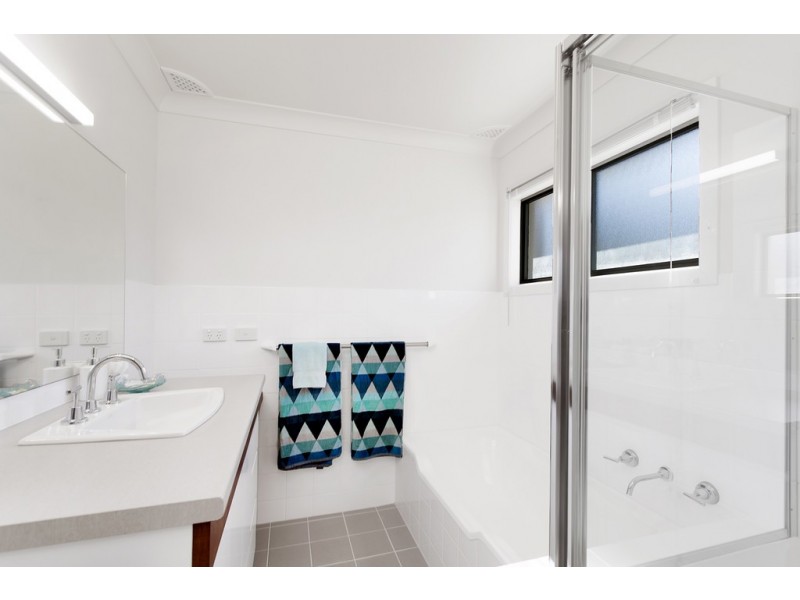 16 Moore Place, Urunga NSW 2455