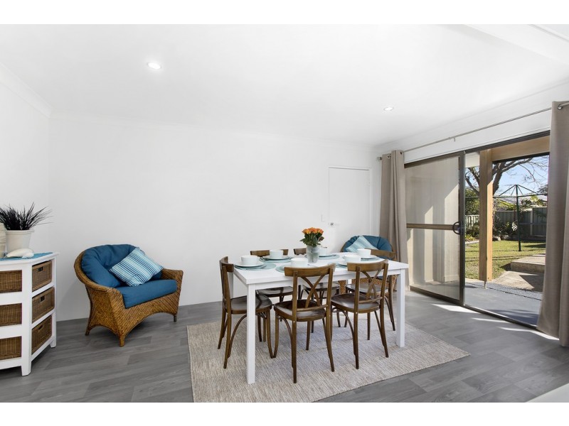 16 Moore Place, Urunga NSW 2455
