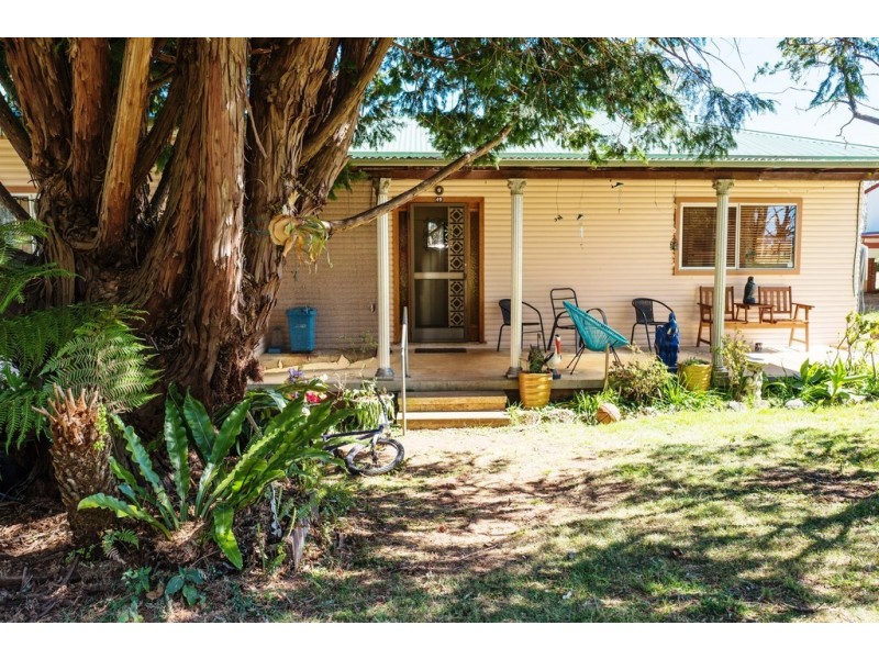 49 Kurrajong Street, Dorrigo NSW 2453