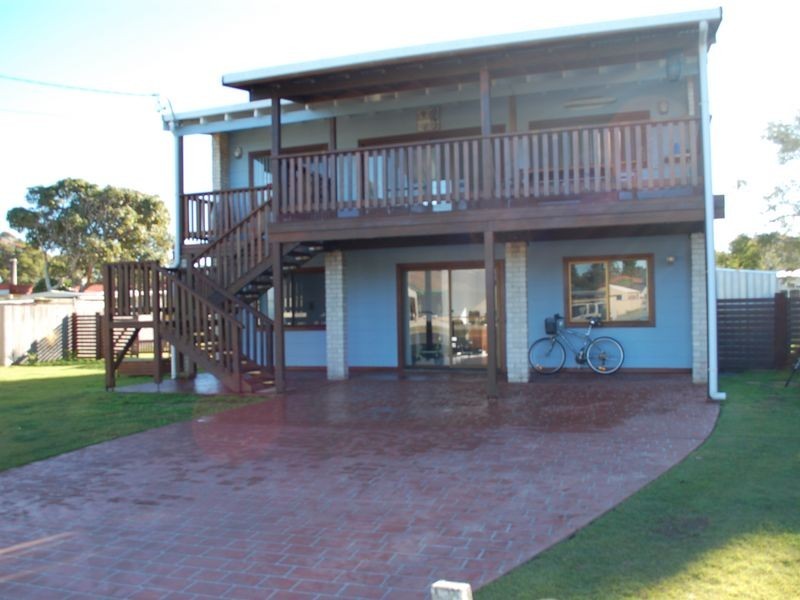 1 Honeysuckle Place, Mylestom NSW 2454