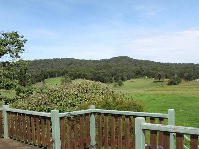 799 waterfall way, Fernmount NSW 2454