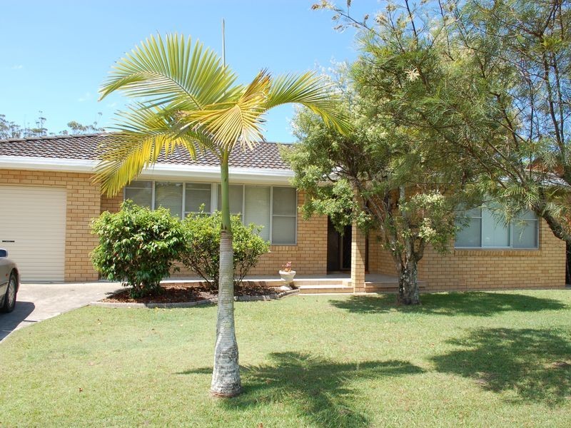 28 Island Place, Urunga NSW 2455