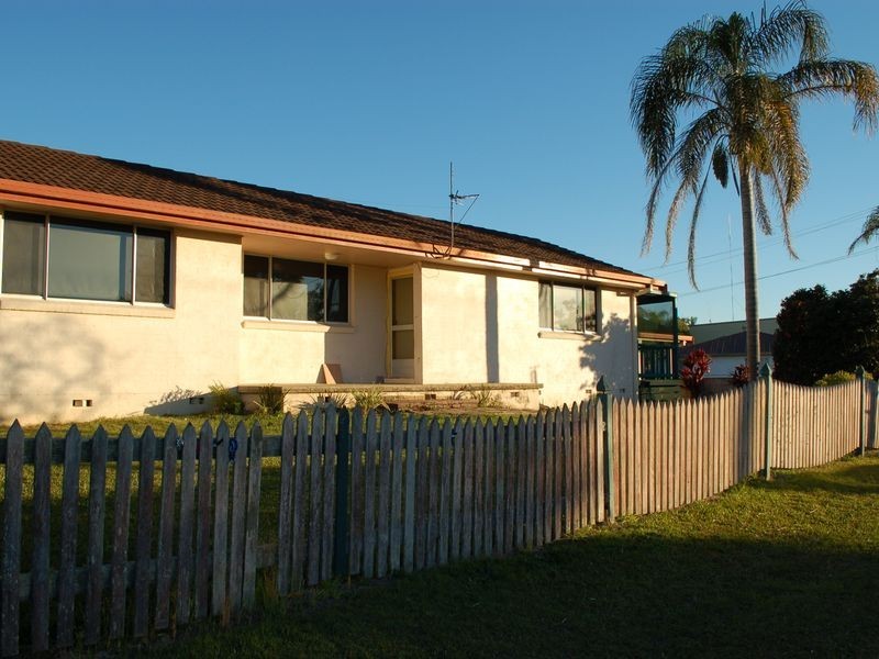 1 Pilot Street, Urunga NSW 2455