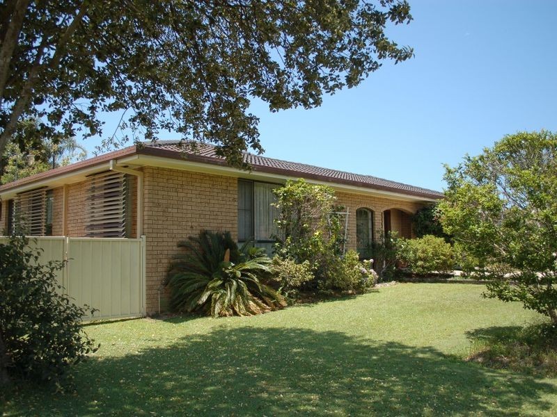 15 Rosedale Drive, Urunga NSW 2455