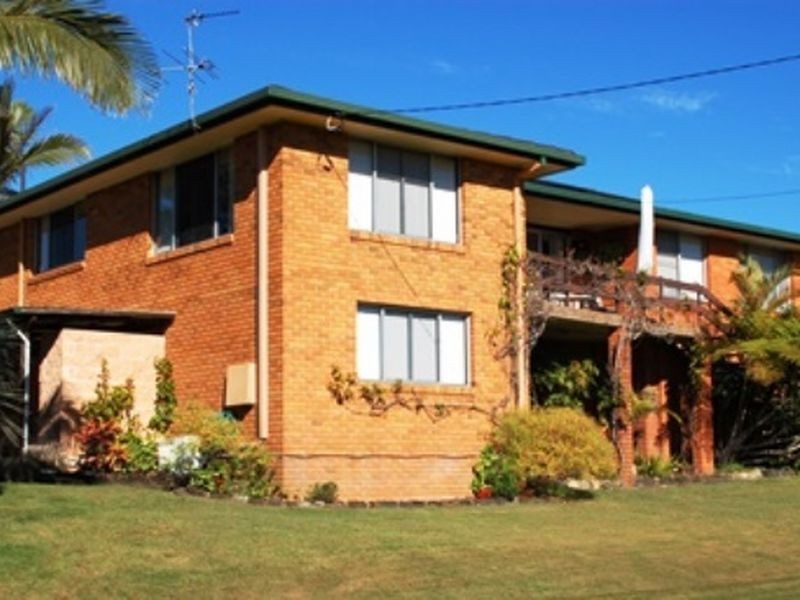 2 Essex Court, Urunga NSW 2455