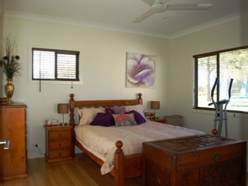 2 Auld Close, Valla NSW 2448