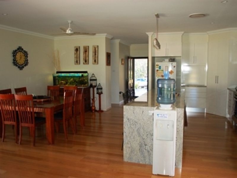 2 Auld Close, Valla NSW 2448