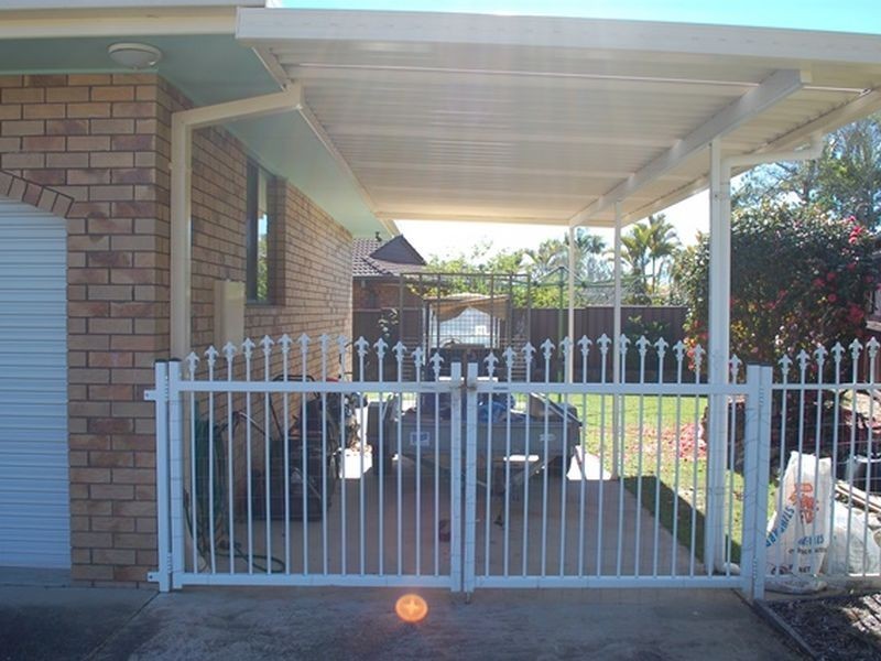 2 Burrawong Parade, Urunga NSW 2455