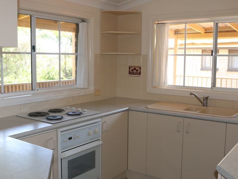 1/2 The Glen, Hyland Park NSW 2448