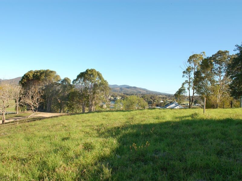 2 Grandview Drive, Macksville NSW 2447