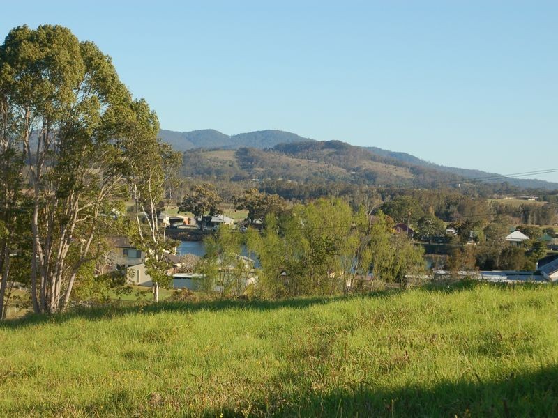 2 Grandview Drive, Macksville NSW 2447