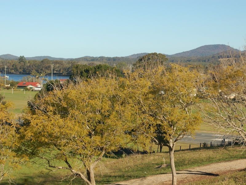 2 Grandview Drive, Macksville NSW 2447