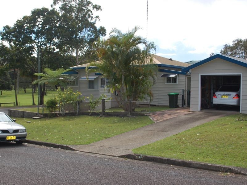 11 Bellingen Street, Urunga NSW 2455