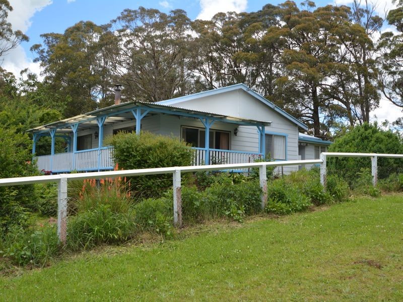 10223 Armidale Road, Hernani NSW 2453