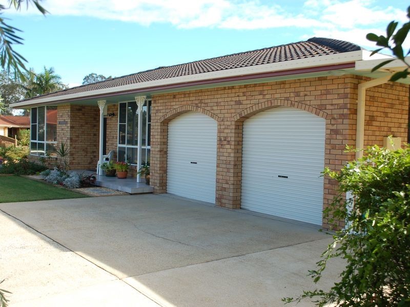 2 Burrawong Parade, Urunga NSW 2455