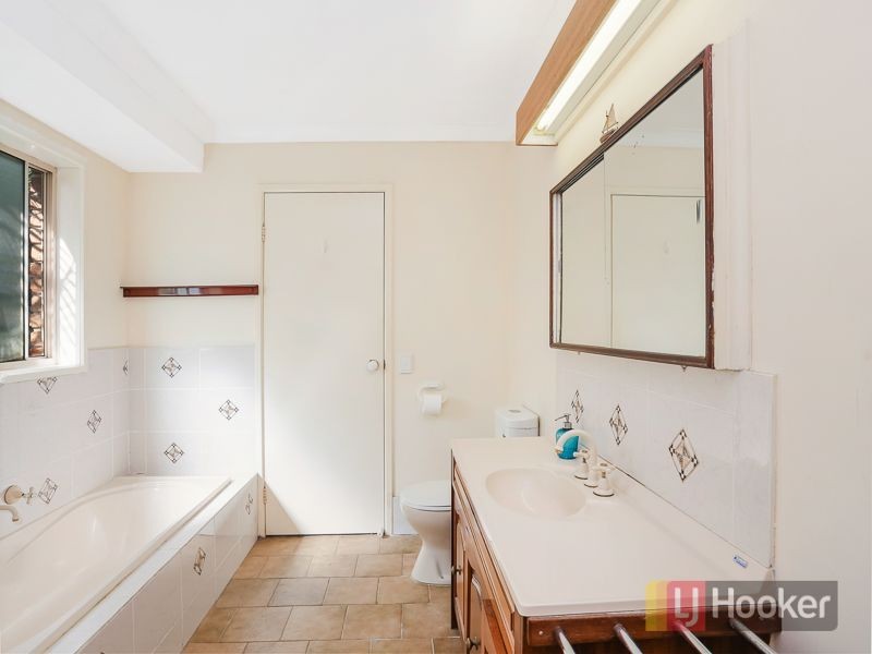 11 Newry Island Drive, Urunga NSW 2455