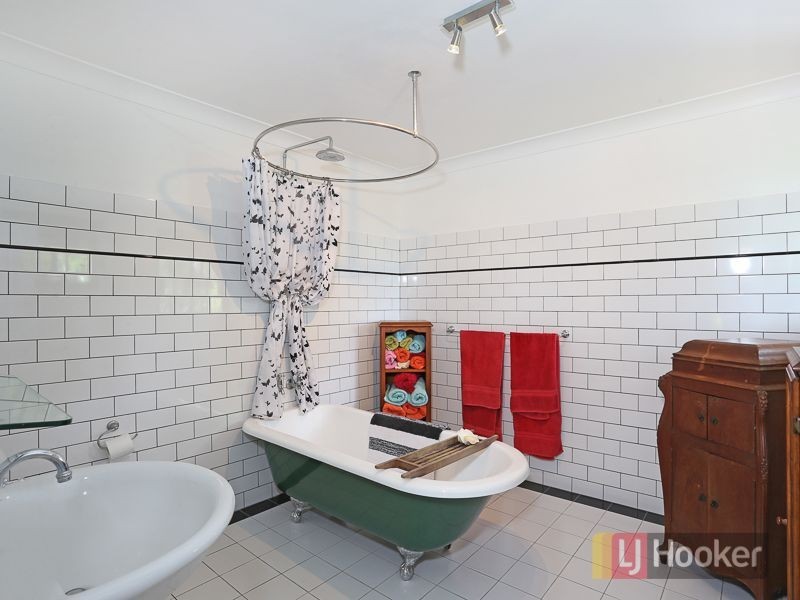 15 Gordon Road, Raleigh NSW 2454