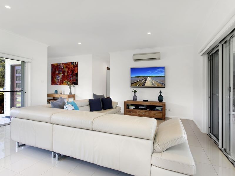 137 Pearl Circuit, Valla NSW 2448