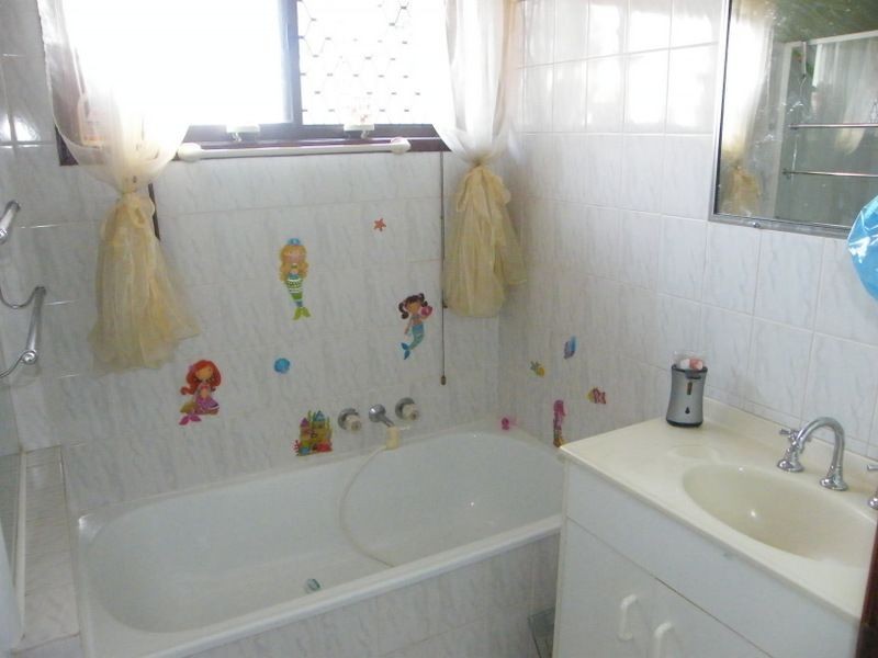 5 Strauss Court, Burpengary QLD 4505