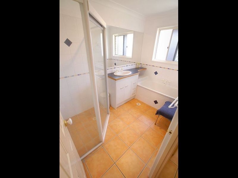 1 Cootamundra Cres, Narangba QLD 4504