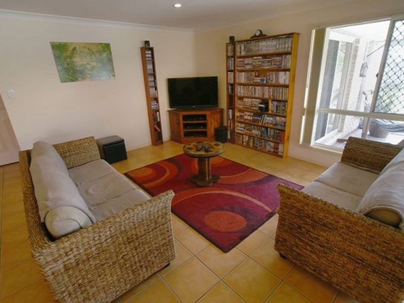 1 Cootamundra Cres, Narangba QLD 4504