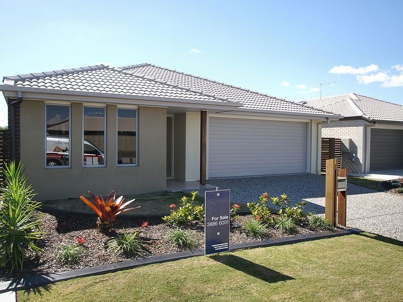 4 Swanston Cres, Narangba QLD 4504