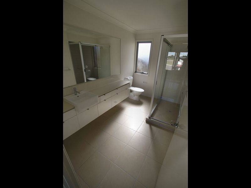 4 Swanston Cres, Narangba QLD 4504