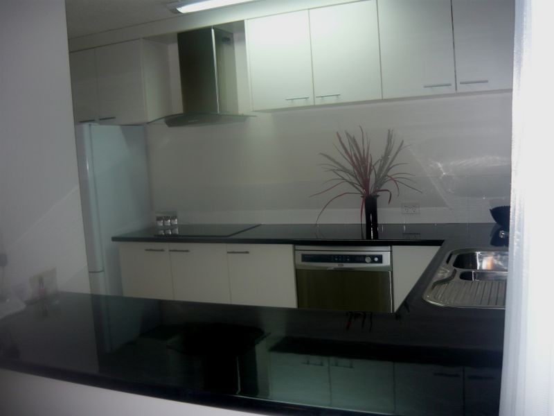 10 Spinnaker Drive, Sandstone Point QLD 4511