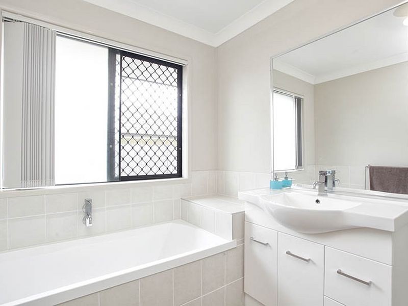 9 Lygon Place, Kallangur QLD 4503