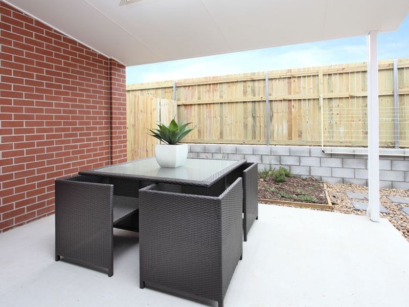 Unit 8/ 23 Young Rd, Narangba QLD 4504