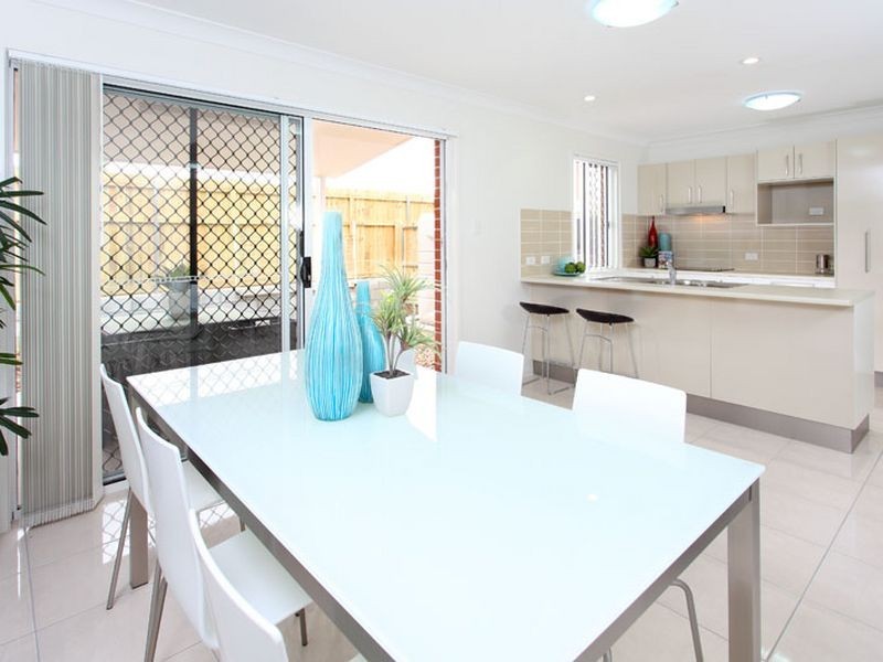 Unit 8/ 23 Young Rd, Narangba QLD 4504