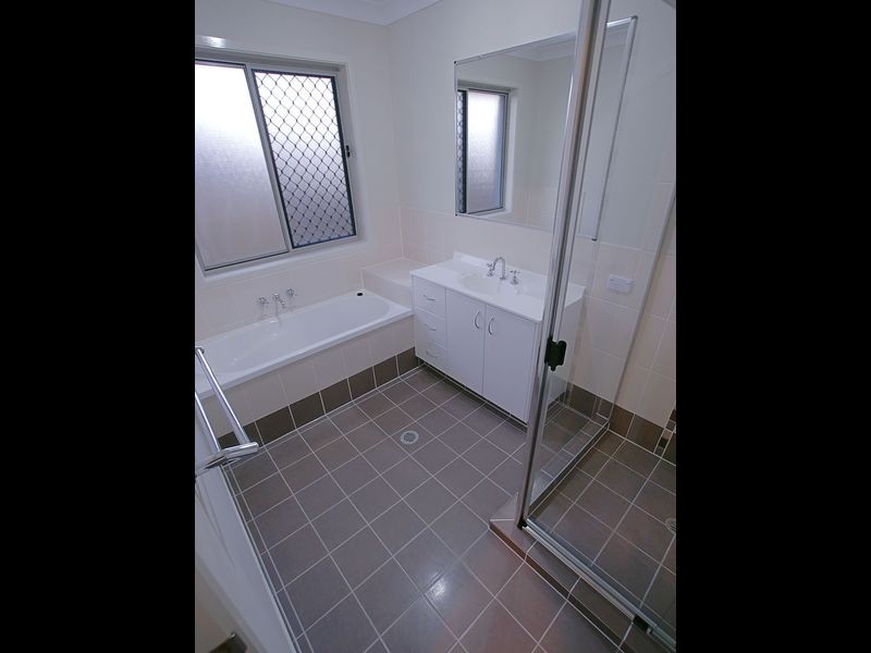 48 Hedges Ave, Burpengary QLD 4505