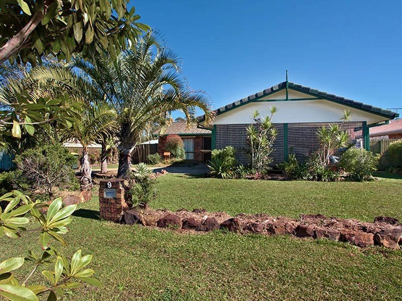 9 Benjamin Ct, Morayfield QLD 4506