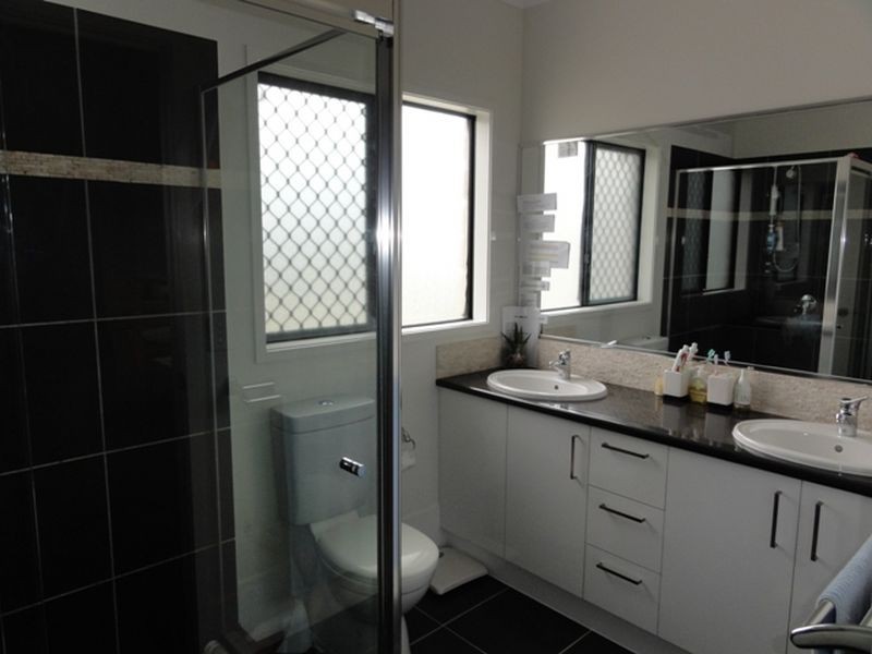 1/143 Station road, Burpengary QLD 4505