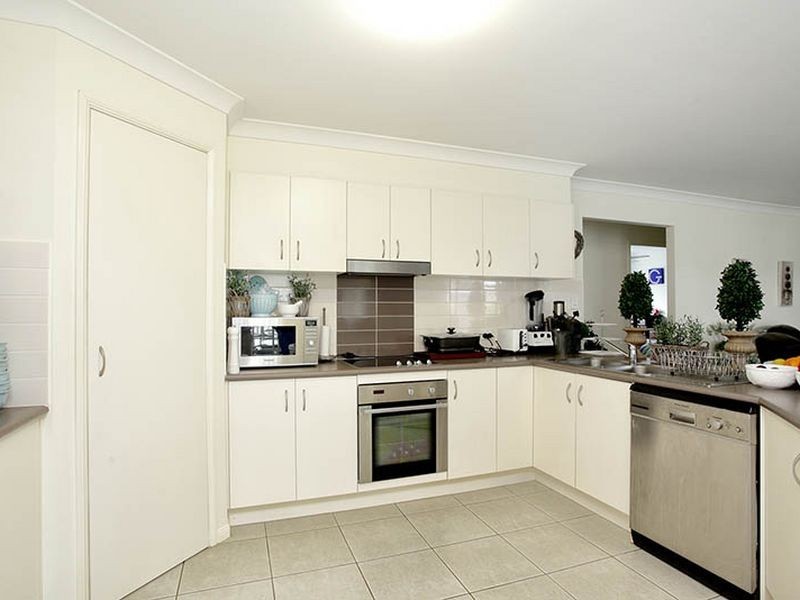 45 Lookout Place, Narangba QLD 4504