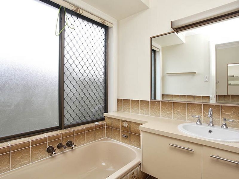 10 James Mac Court, Narangba QLD 4504