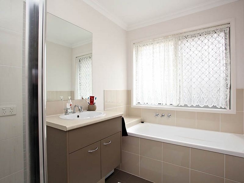 53 Hedges Avenue, Burpengary QLD 4505