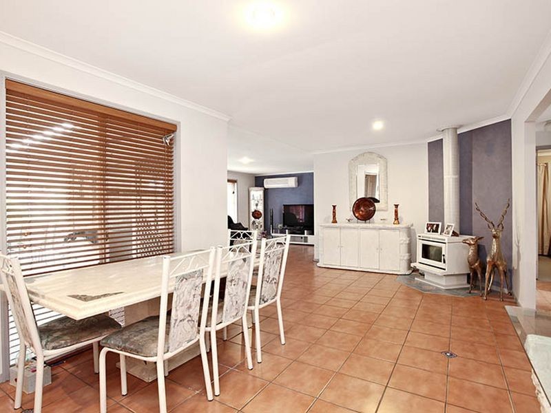 11 Gibbons Court, Burpengary QLD 4505