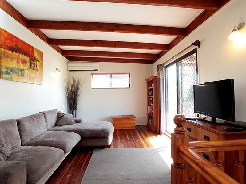 2 Jillian Court, Kallangur QLD 4503