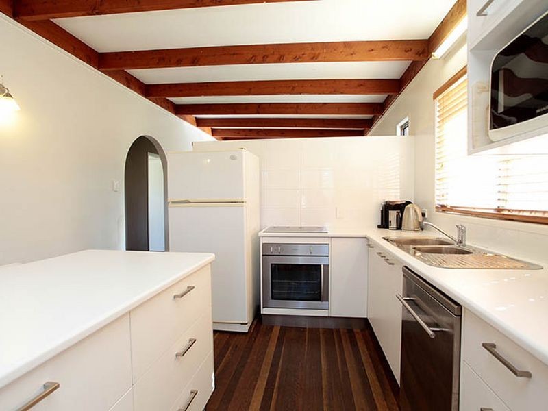 2 Jillian Court, Kallangur QLD 4503