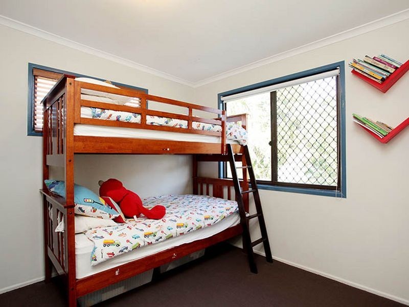 2 Jillian Court, Kallangur QLD 4503