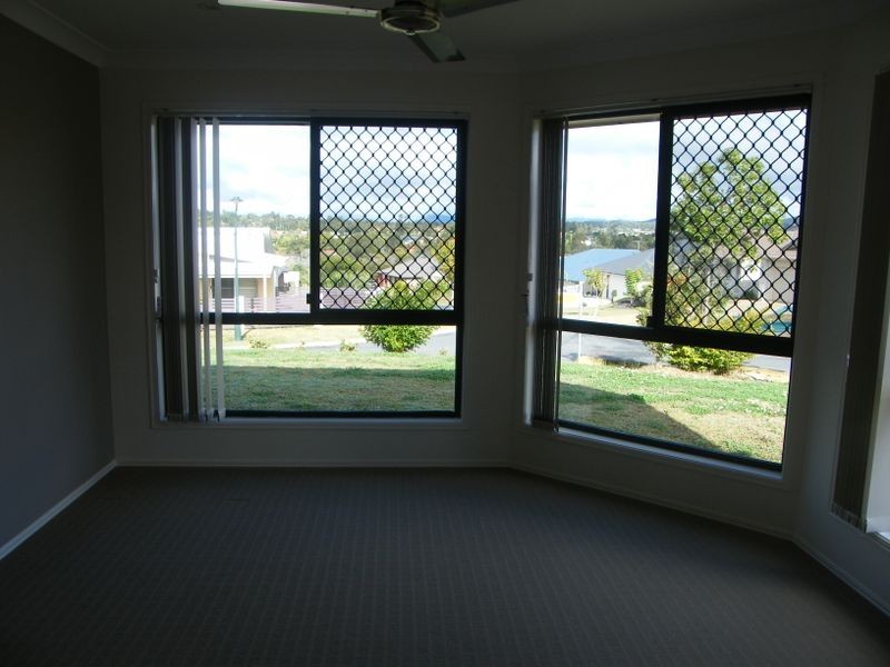 21 Barrine Court, Narangba QLD 4504