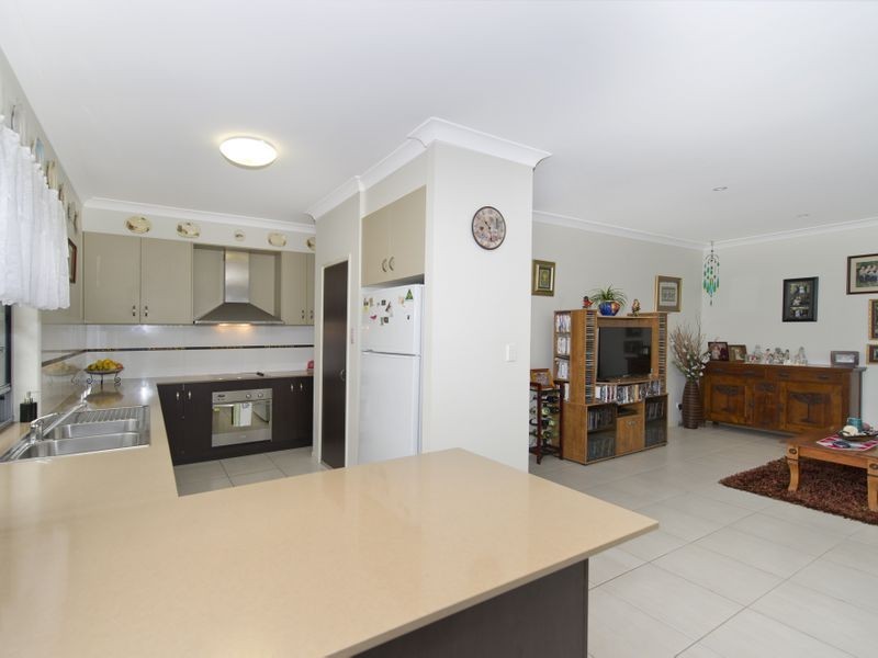 39 Maidenhair Drive, Narangba QLD 4504