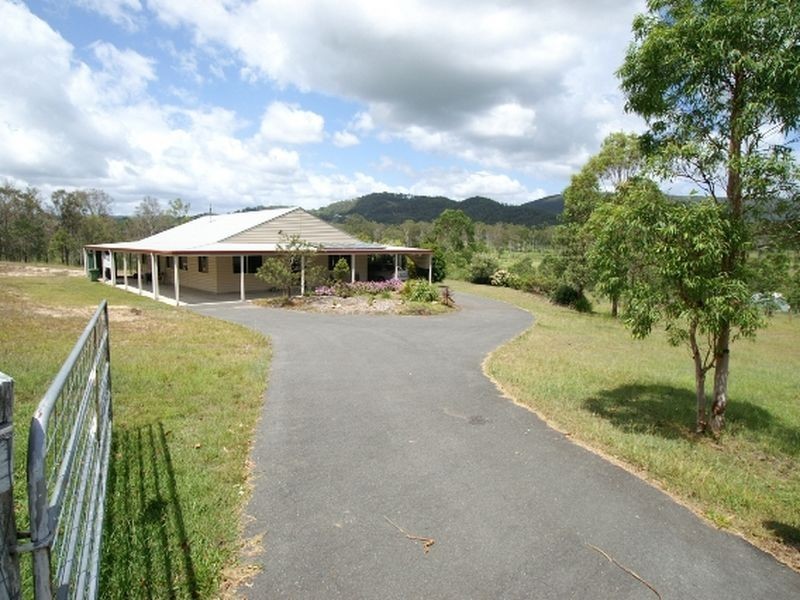 205 Montanus Drive, Woodford QLD 4514