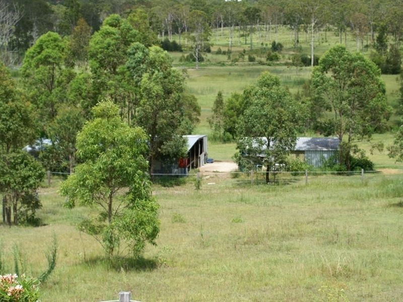 205 Montanus Drive, Woodford QLD 4514