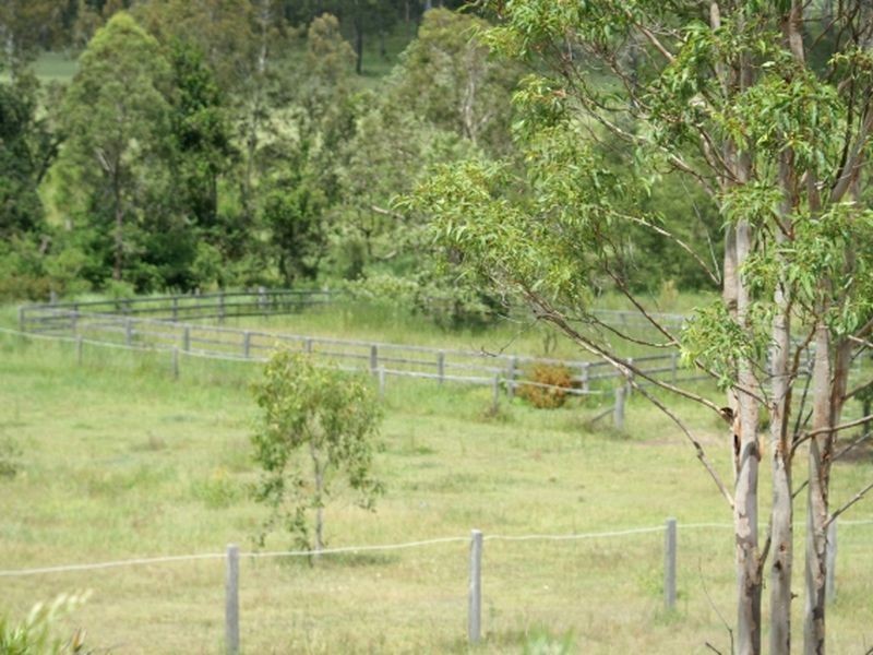 205 Montanus Drive, Woodford QLD 4514