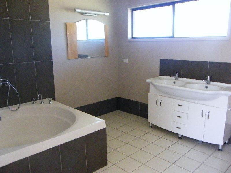 1-5 Wongai Chase, Burpengary QLD 4505