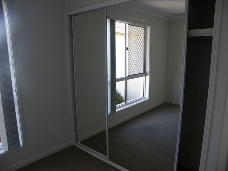 27 Moorrhen Crt, Narangba QLD 4504