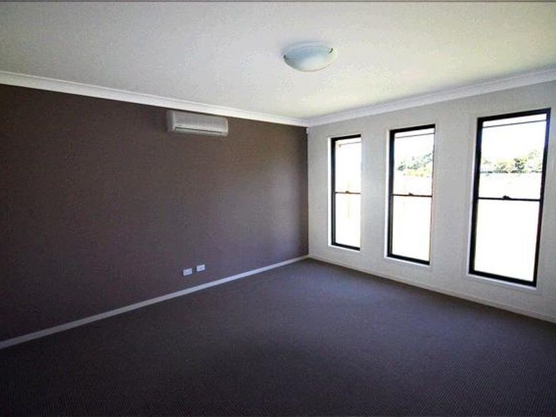 12 Dicarlo Street, Morayfield QLD 4506